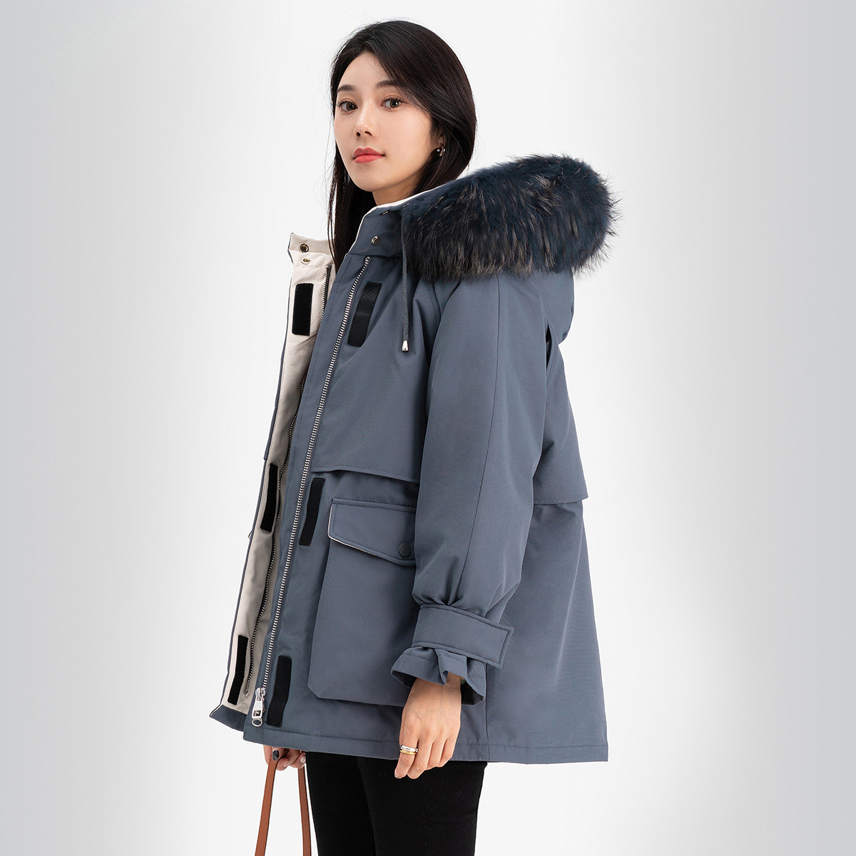 珂尼莎蔓2023年秋冬款品牌女装折扣直播实体一手货源中心