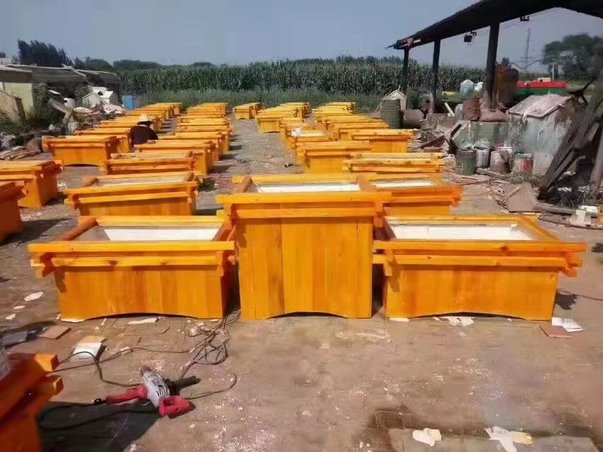 北京绿化种植实木花箱厂家定制碳化木花箱