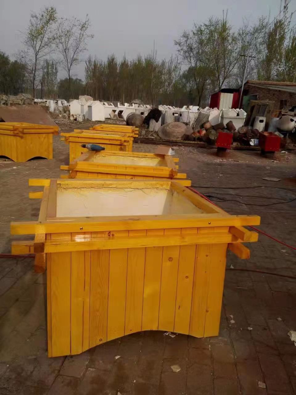 天津绿化种植户外花箱厂家定制碳化木花箱