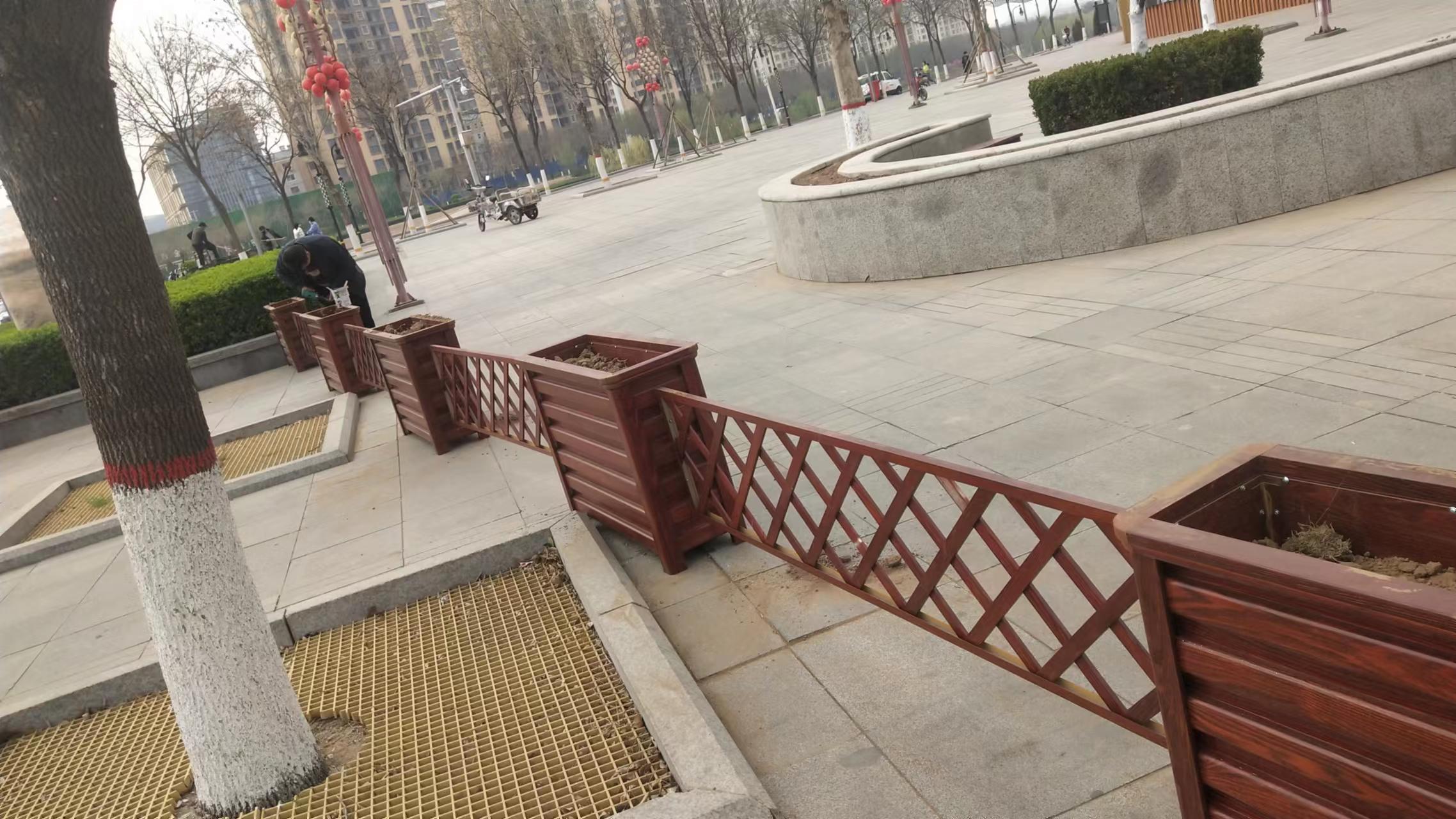 北京防腐木花箱花盆绿化工程花箱方形木质花盆空间大