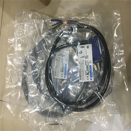 特勒美科XS630B4PAL2全新SCHNEIDER接近开关