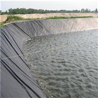 养猪建黑膜池使用1毫米防渗膜数量
