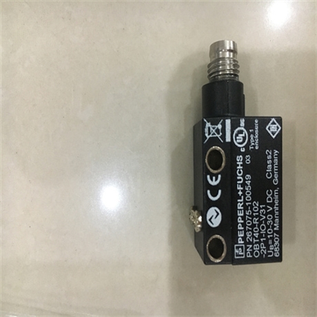 OBT150-R100-2EP1-IO-V31倍加福三角测量传感器