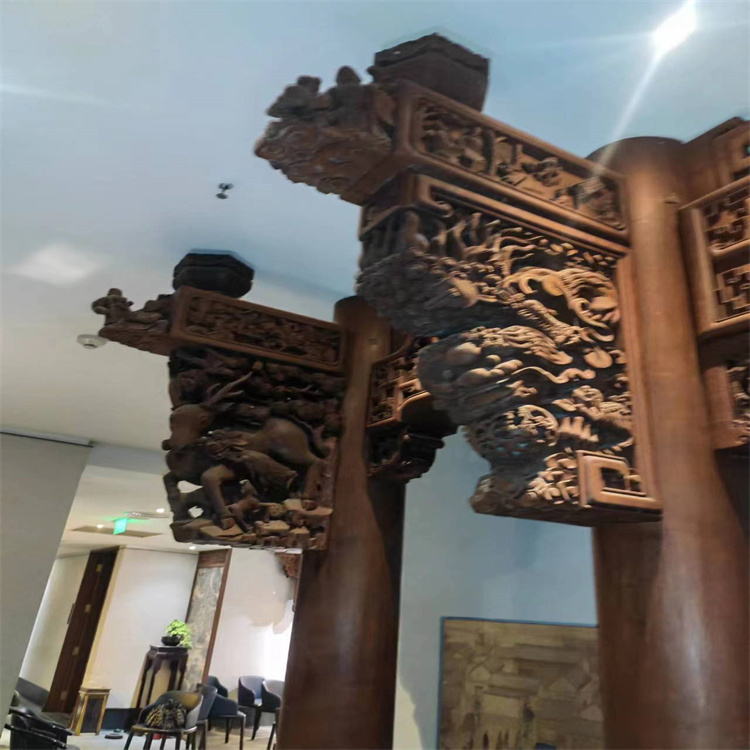 上海木雕牛腿回收/解放前老门窗收购/民国时期刻花木大梁