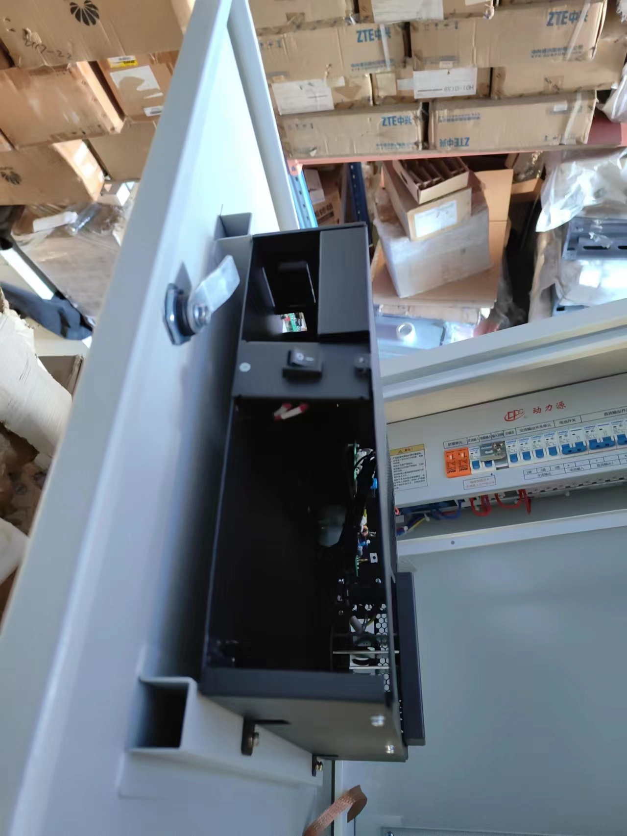 动力源UPS电源DXB14-220/1KVAN一体化电源室内逆变电源柜