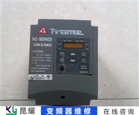 升降机西威变频器故障维修现场细节