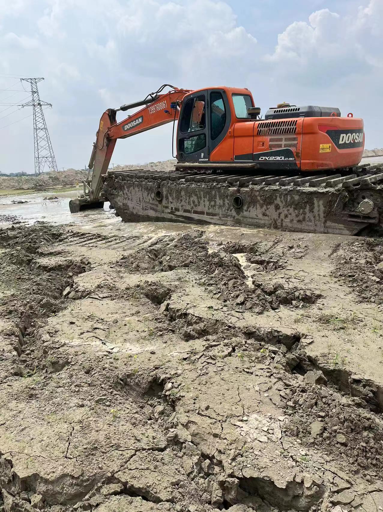 北海浮筒水陆挖机河道清淤多少钱