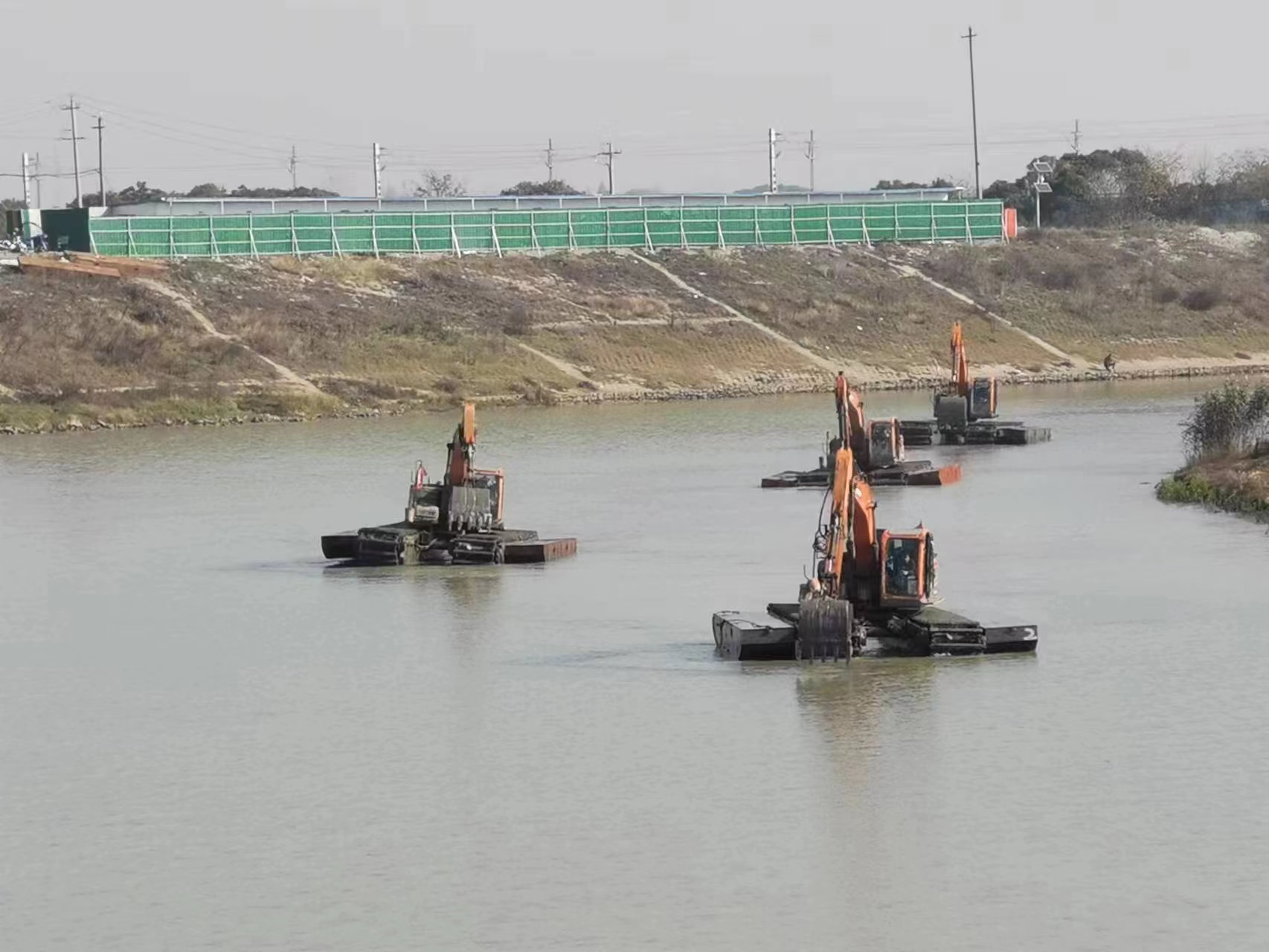 衡水河道清淤水下挖土机租赁沼泽