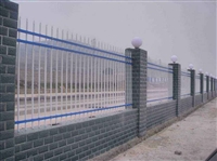 无锡锌钢草坪护栏 小院围墙栅栏 厂区院子安全围栏 工厂防护铁栏杆