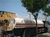 北京出租水罐车 绿化洒水车 树木打药 绿化喷洒车出租各种型号齐全