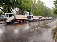 北京洒水车租赁公司就近派车 出租水车绿化洒水车 租赁园林喷洒车