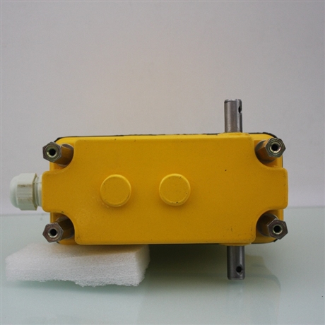 DXZ-4/4 0.083333333限位开关  JOSEF约瑟 功能多，限位可调