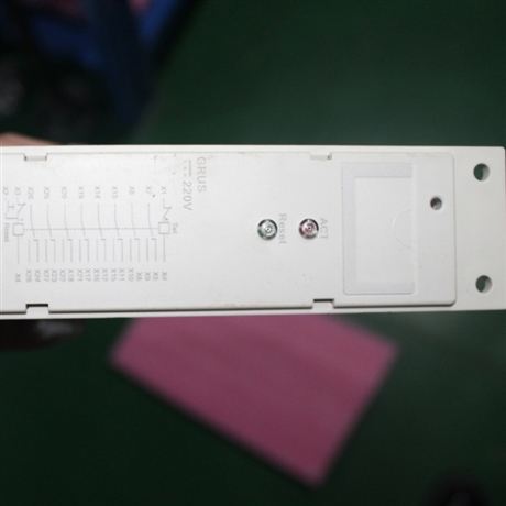 JOSEF约瑟  GRUS-11T-3H3D-6H1D\110V闭锁跳闸继电器 重量轻