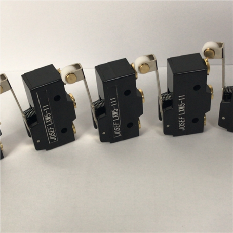 JOSEF约瑟  LXW5-11G1 微动开关   功耗小，进口芯片