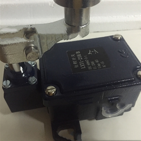 LXT1-21H/B 行程开关  JOSEF约瑟  用于化工厂，继电保护