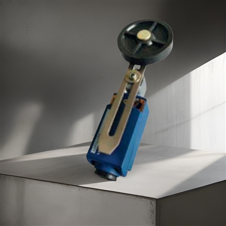 用于市政、轻工轻纺  JOSEF约瑟 LL3XXCKP2110P行程开关 