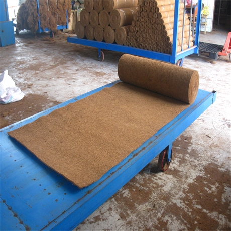 生产厂家供应手工几何形椰棕垫联系方式  椰席