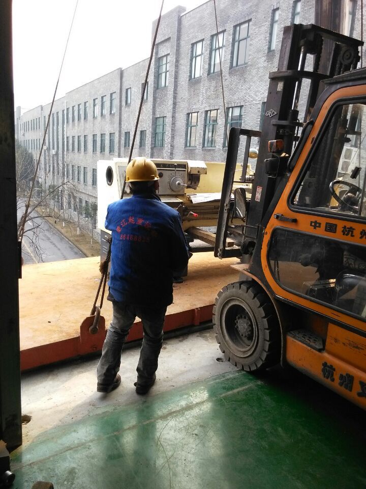 半山搬机器 搬设备 搬工厂  重型机器设备搬运 重江服务