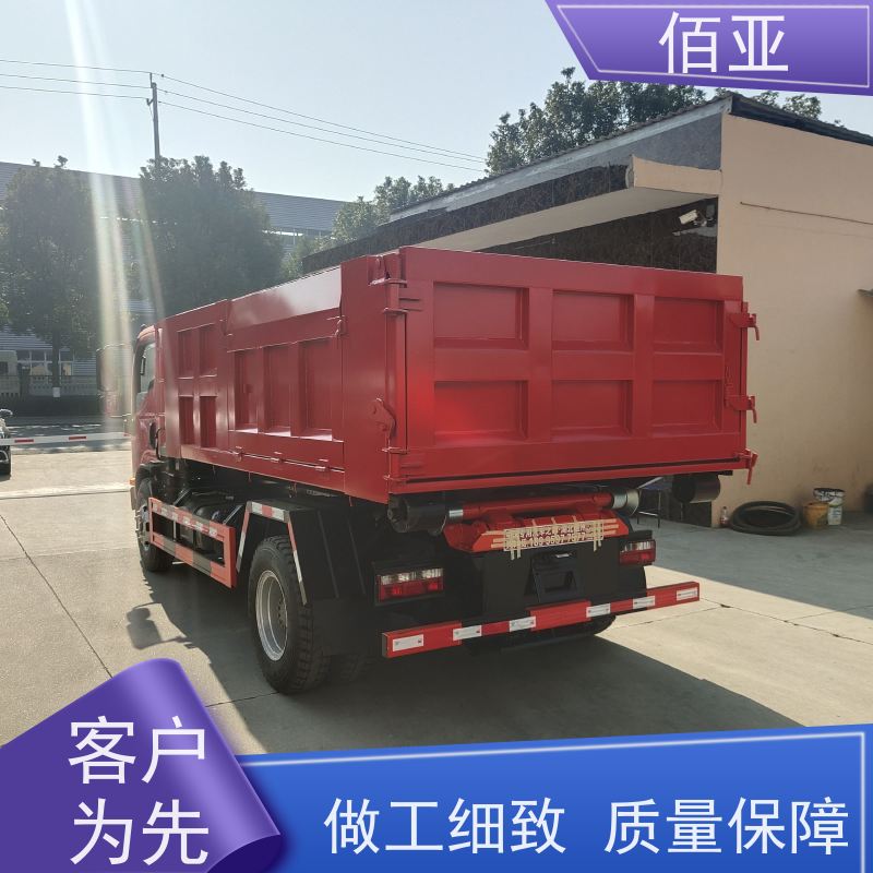 佰亚 供应重汽王牌蓝牌勾臂车 多媒体大屏更清晰 全自动化操作