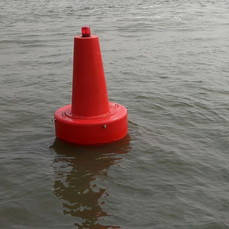 海上航道航标暗礁浅滩水上浮标浮标灯指示航线水深安全警示