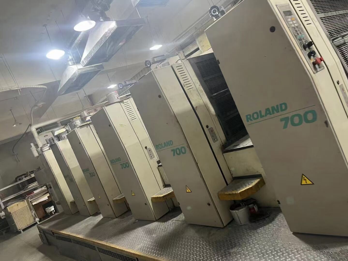 出售二手2002年罗兰7006高配印刷机