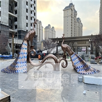 不锈钢孔雀景观雕塑、售楼部景观雕塑定制