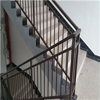 广东茂名锌钢楼梯扶手 锌钢栏杆批发