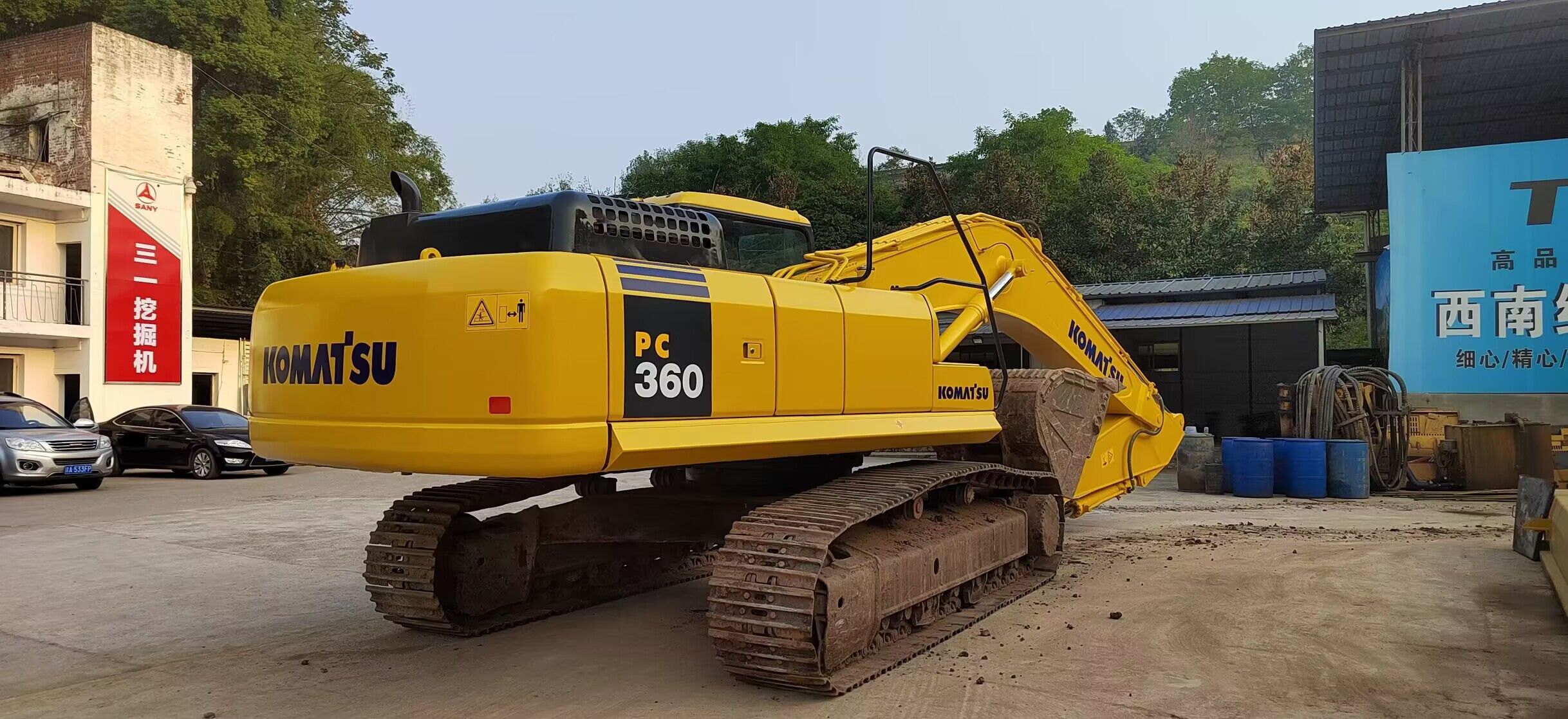 看美国挖掘机的网站_美国挖掘机销量