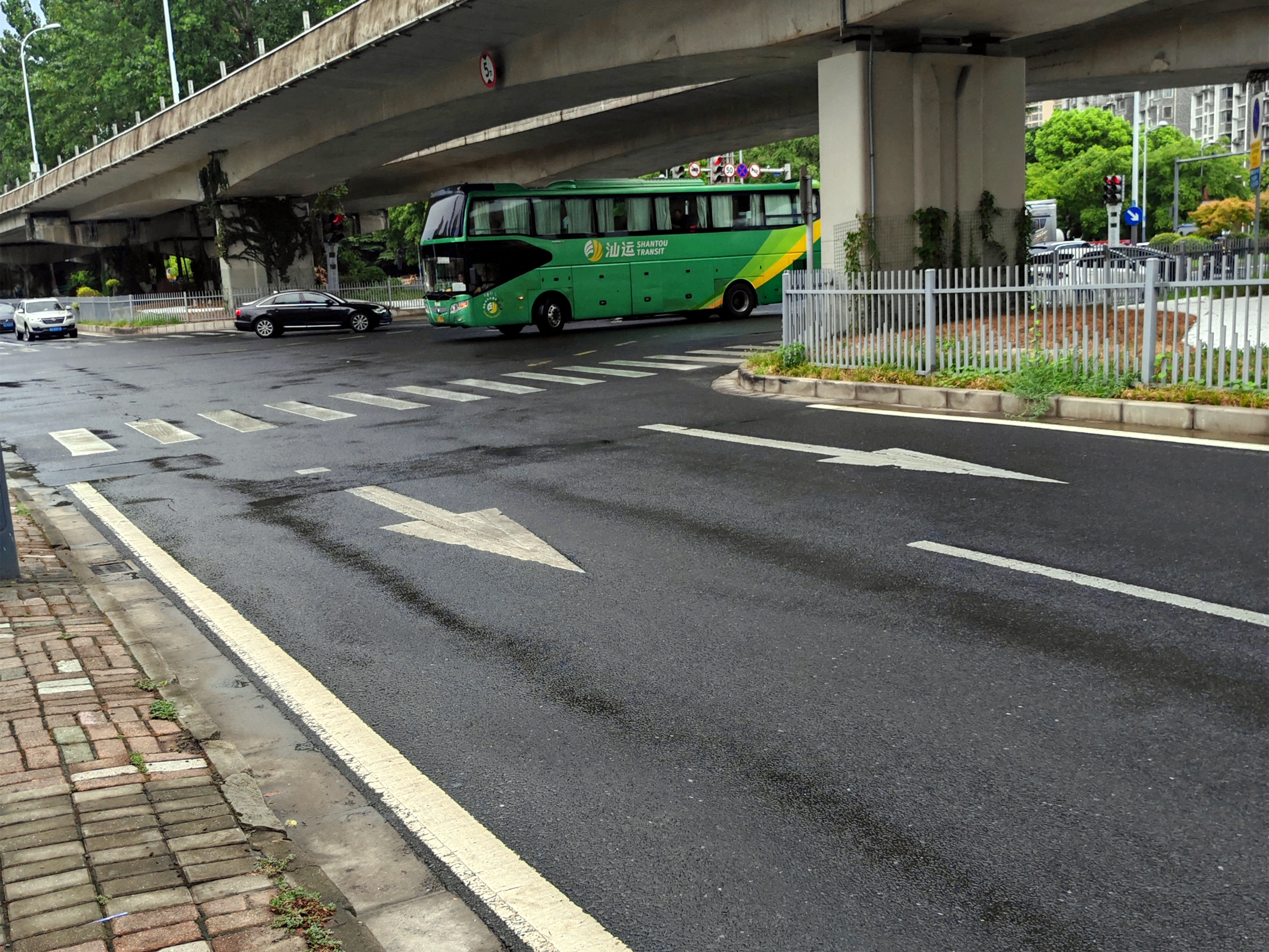 今日推荐:新昌到长宁长途大巴车班次查询/客车