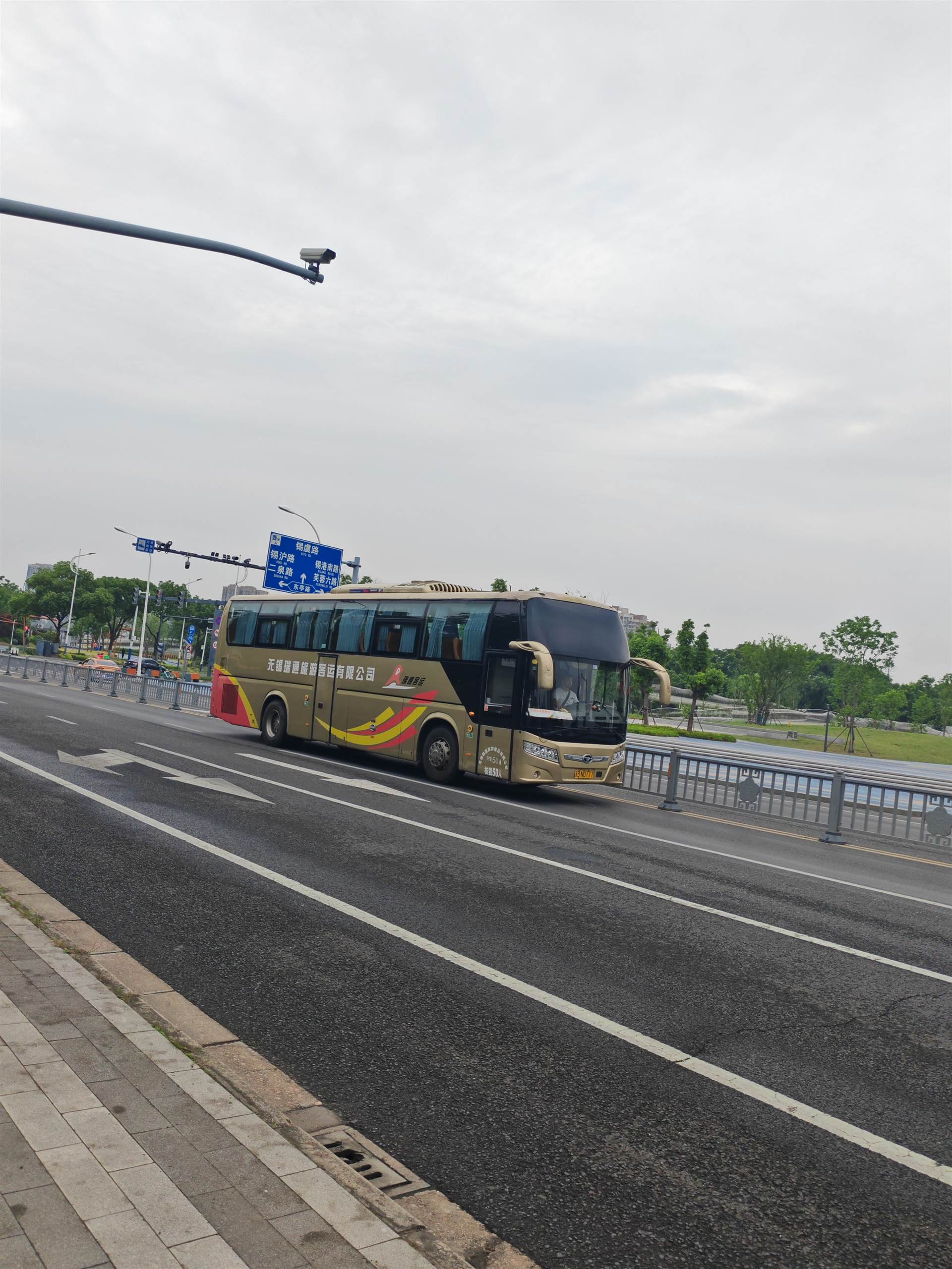 推荐:岑巩到靖江长途直达客车在哪乘车/客车