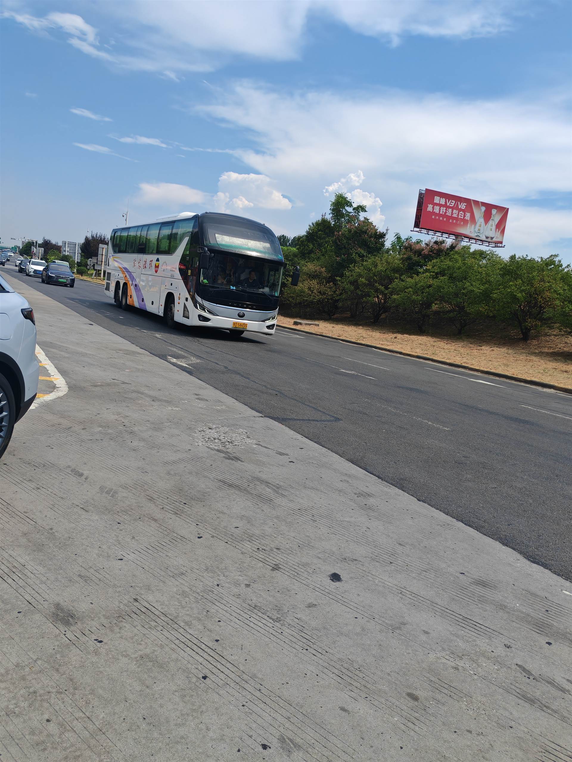 今日线路:岑巩到泰州姜堰直达客车车带充电/客车