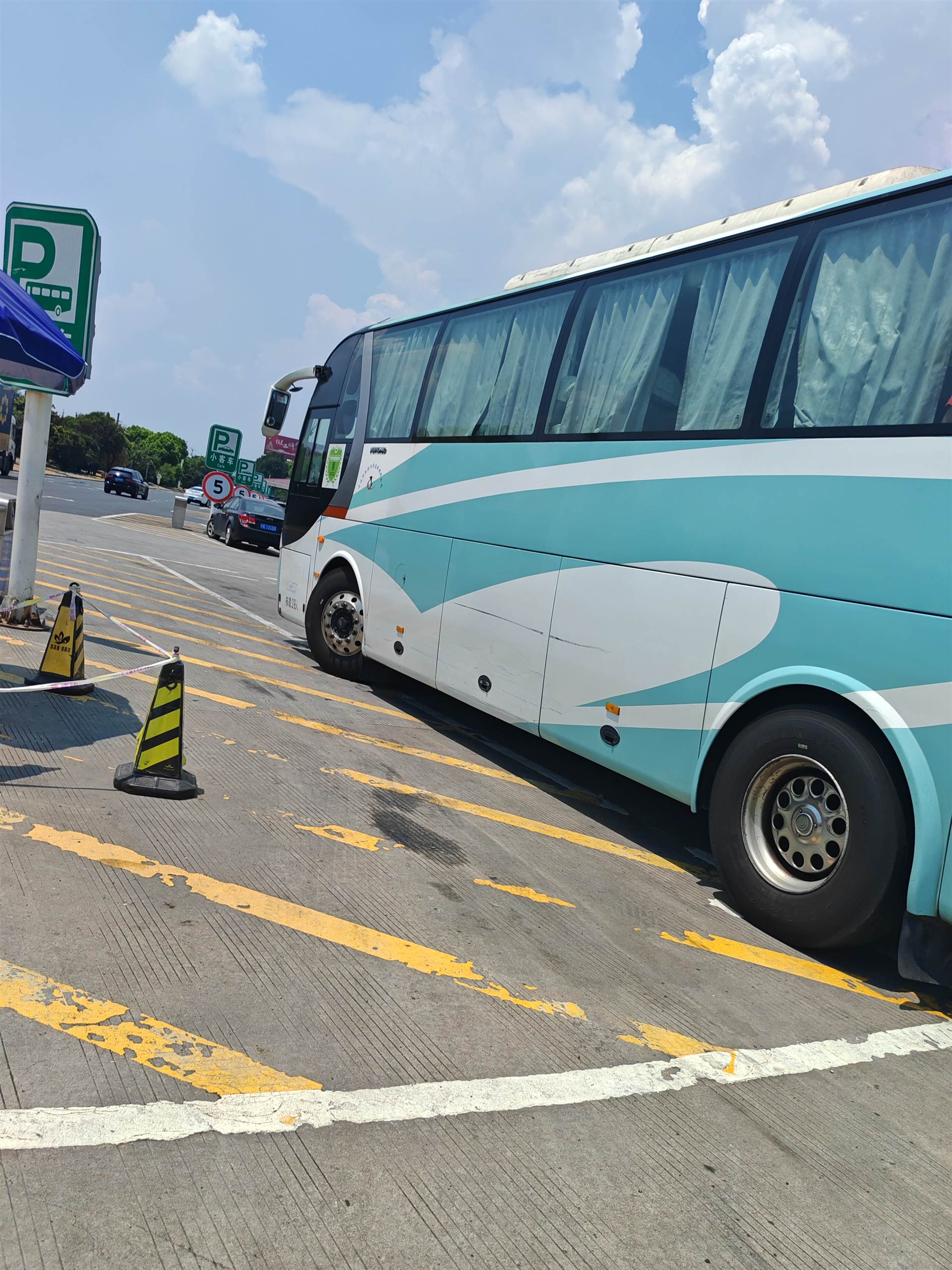 今日线路:六枝到昆山长途直达汽车行车路况提示/客车