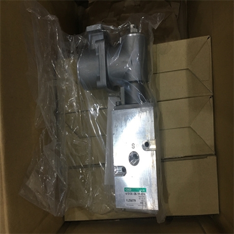 CKD喜开理电磁阀质保一年4F520-15-AC220V