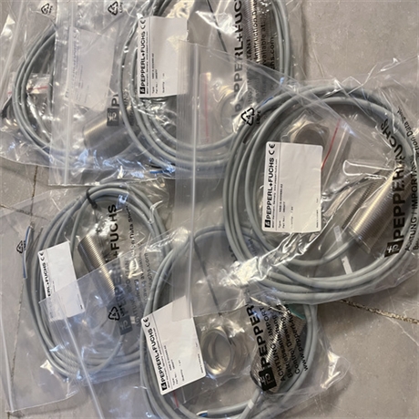 CBN15-F64-E2倍加福电容式接近传感器