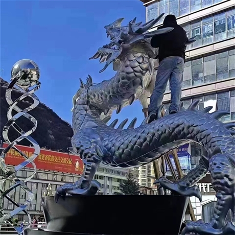不锈钢镜面龙雕塑 公园抽象动物雕塑定制