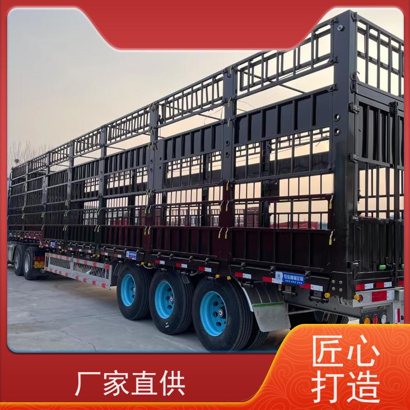 13米畜禽运输高栏半挂车 碟刹气囊桥花栏运输车 手续齐全