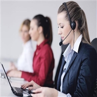 武汉小松鼠壁挂炉维修电话/24小时故障报修电话