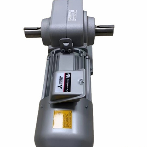 【藤野】 日本 MITSUBISHI 三菱 齿轮减速电机 GM-SHYPF-RH 0.4KW