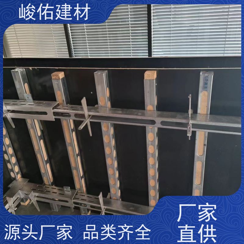 钢包木 品质信赖 性价比高 Q235镀锌钢方管  厂房