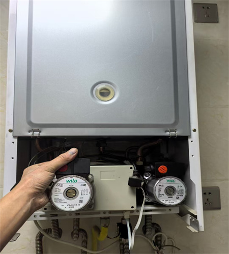 兰州LOTTE壁挂炉维修电话-24小时咨询电话