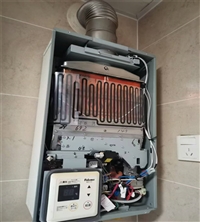 咸阳埃尼亚壁挂炉维修电话/本地师傅快速上门