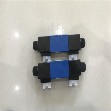  rexroth力士乐液压方向短管阀4WE6D6X/EW230N9K4   