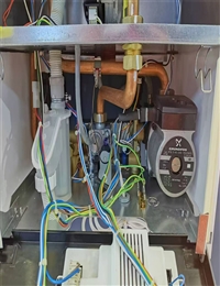 康泉电热水器维修电话-康泉电热水器24小时上门维修电话