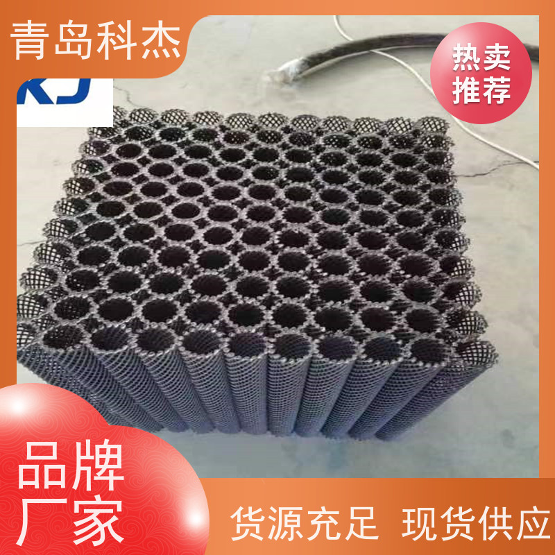 青岛科杰塑料机械有限公司 订单多 漆雾滤芯支撑网管 抗压性强 全自动