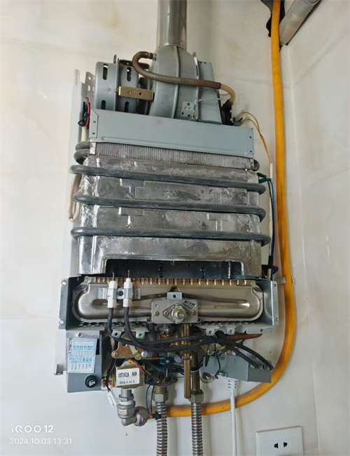 银川基福斯壁挂炉维修电话/本地师傅快速上门