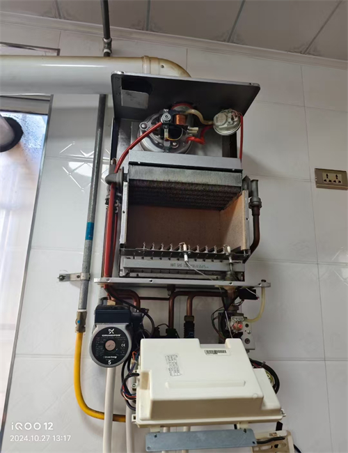 咸阳VOOMA壁挂炉维修电话24小时预约客服热线号码