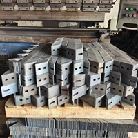 云南厂家定制铁板加工工地建筑钢结构普中板钢板加工切割零售、