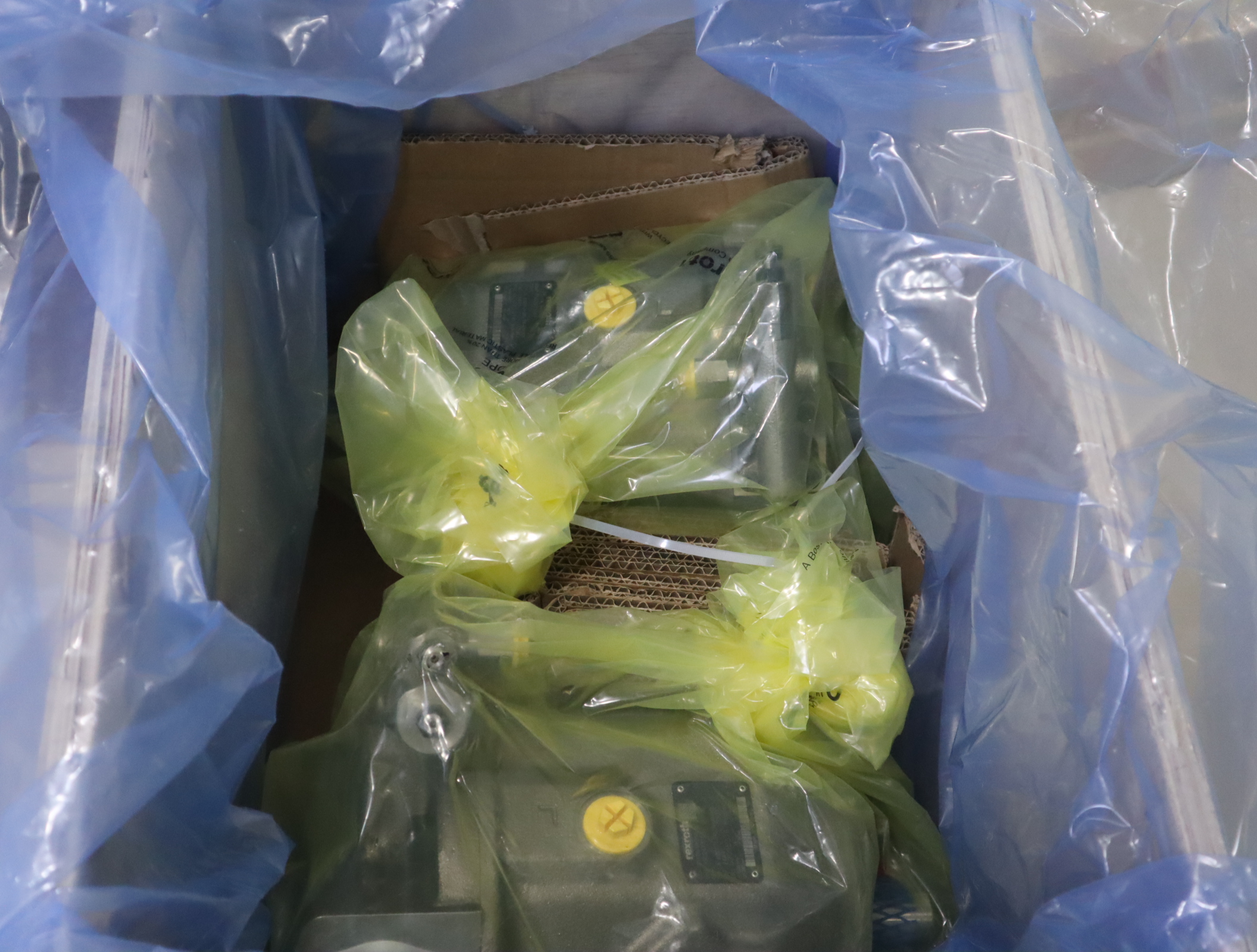 R902473184 A A10VSO71DFR1/31R-VPA42N00德国力士乐REXROTH柱塞泵