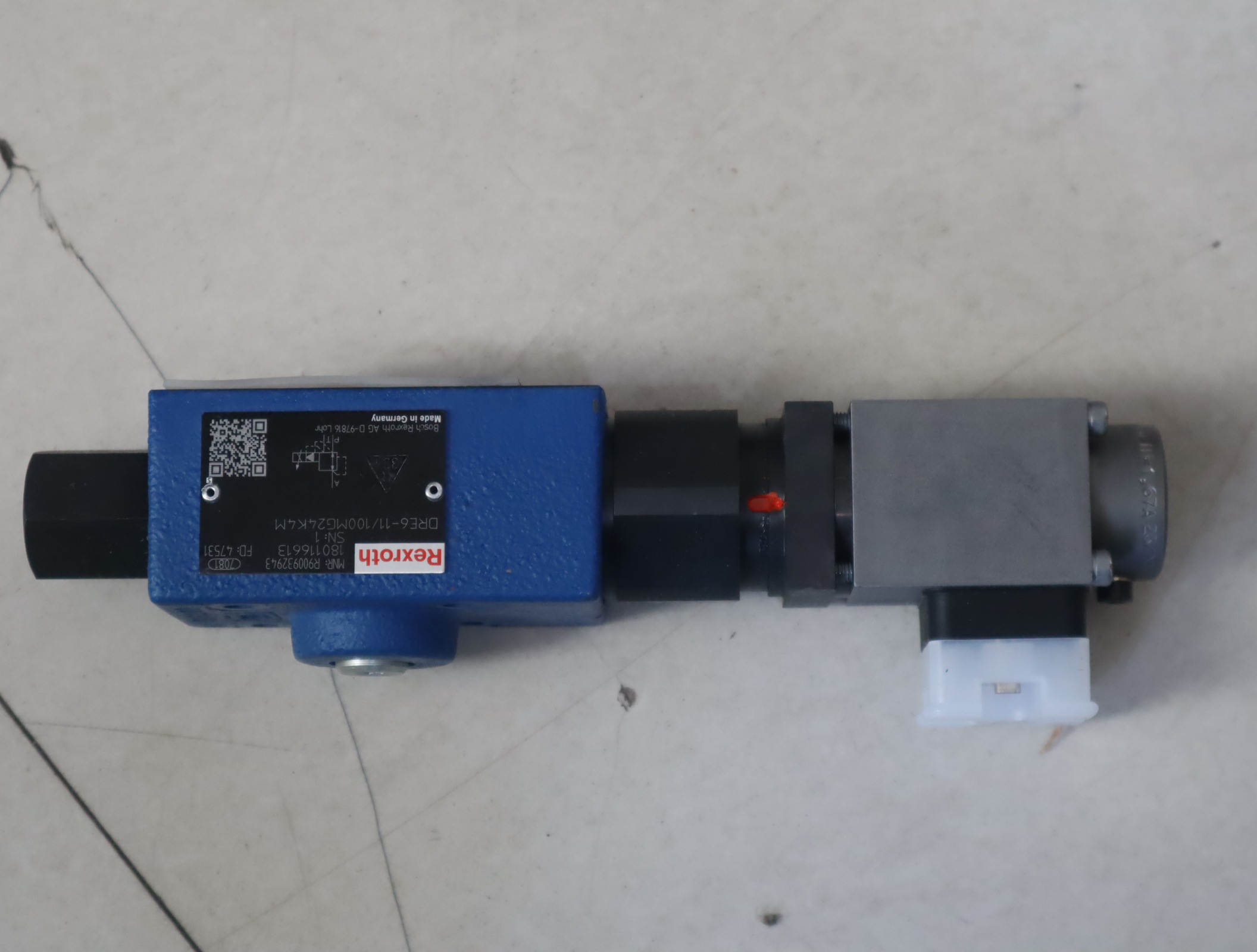 R900932943 DRE6-10/100MG24K4M 德国力士乐REXROTH减压阀