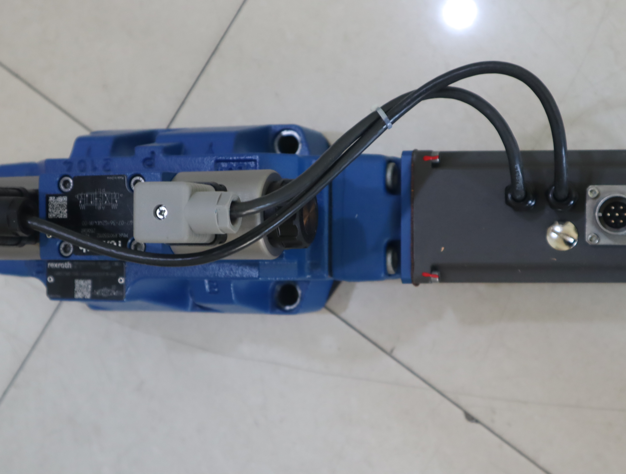 R901550112 4WRAP6W7-07-36 G24K4/M 00 德国力士乐REXROTH比例阀